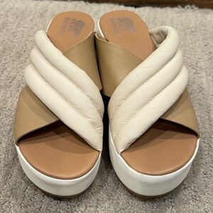 Sorel Cameron Puff Flatform Sandal sz 9